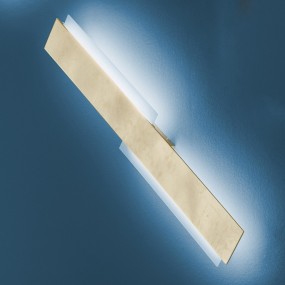 Aplique moderno rectangular con módulo LED integrado, luz cálida