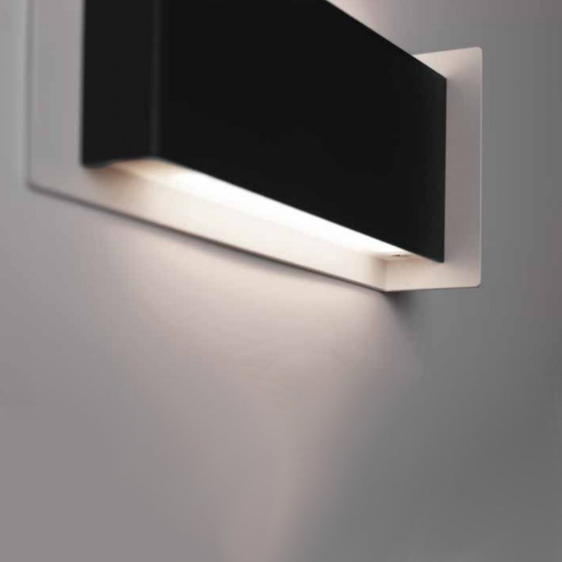 Applique murale moderne Cattaneo éclairage ABBRACCIO 770 21A LED