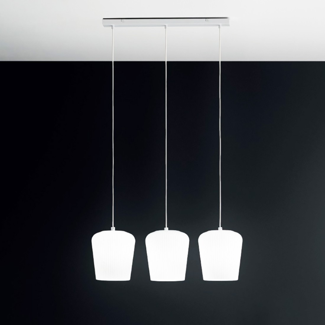 Gea Luce NUMA BR3 lampe à suspension en verre blanc