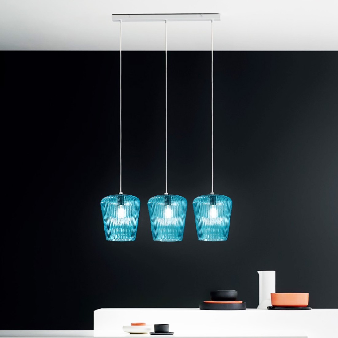 Gea Luce blaue Glaspendelleuchte NUMA BR3